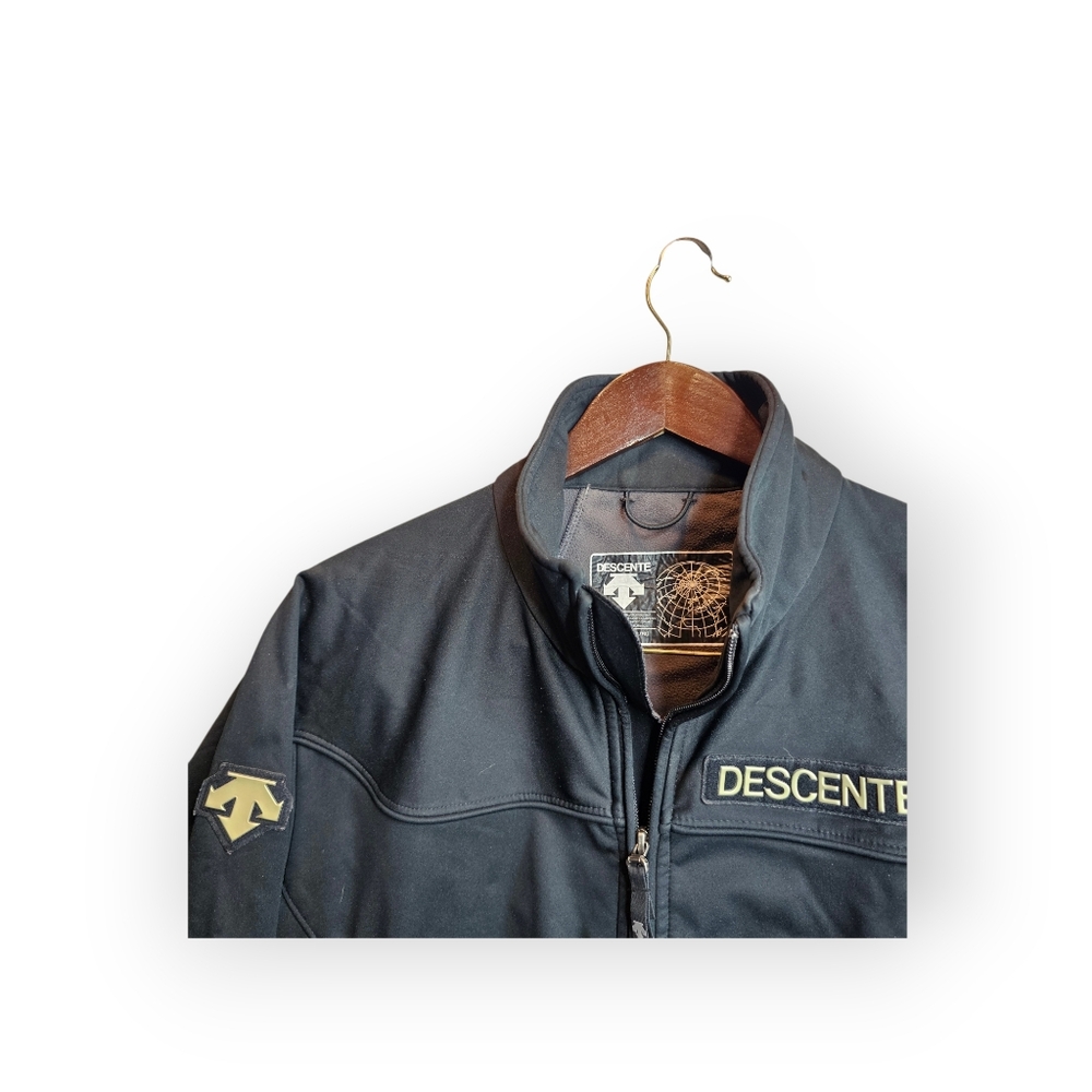 Descente High-Performance Ski Jacket Professional… - image 3